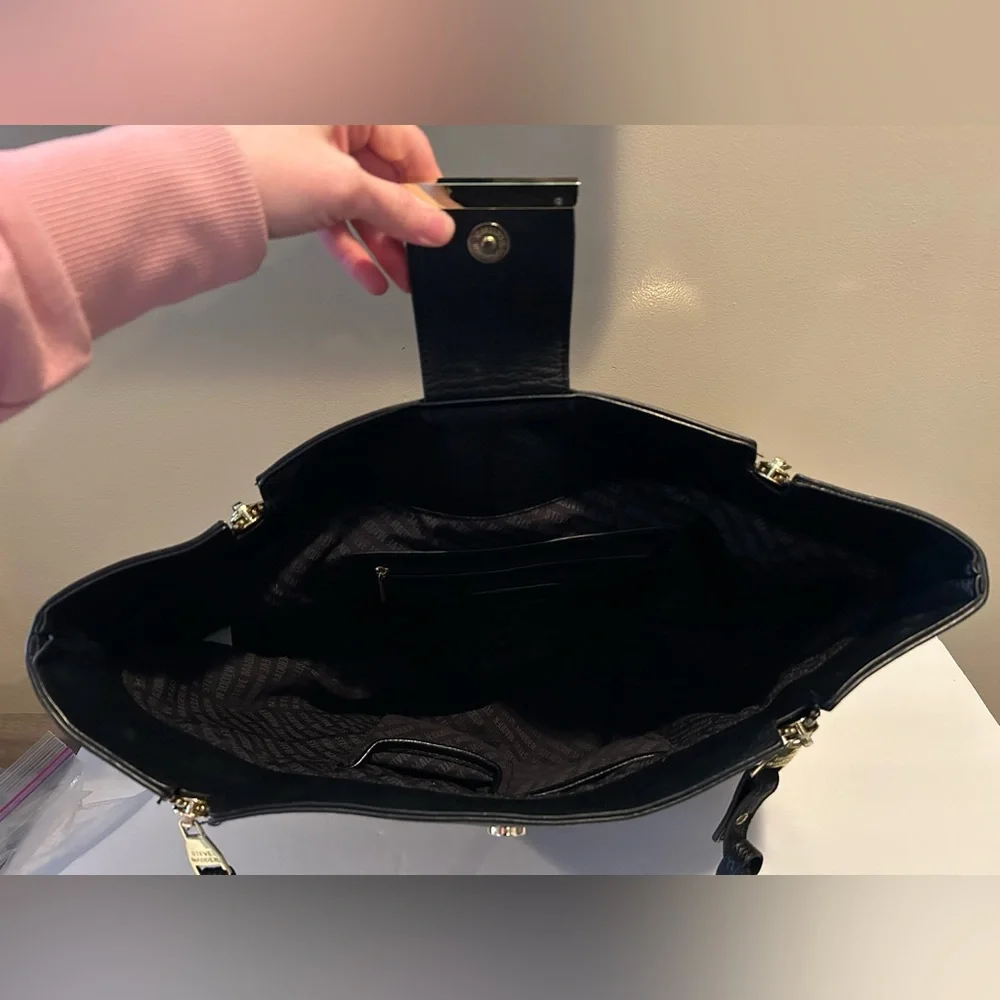Steve Madden Large Black Vegan‎ Leather Shoulder Bag